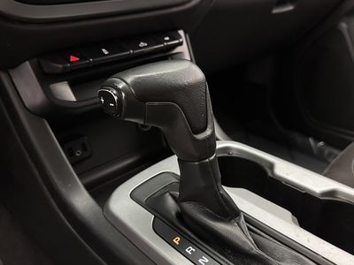 2021 Chevrolet Colorado - Photo 14
