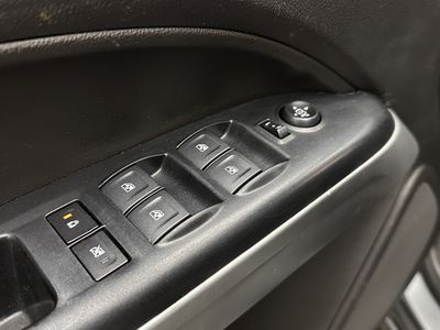 2021 Chevrolet Colorado - Photo 11