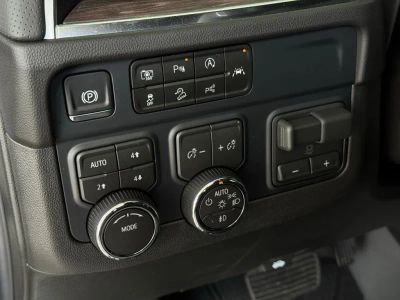 2026 Chevrolet Suburban - Photo 32