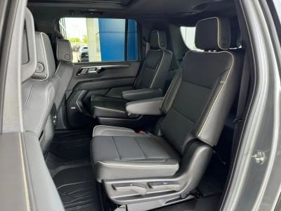 2026 Chevrolet Suburban - Photo 23