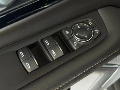2026 Chevrolet Suburban - Photo 28