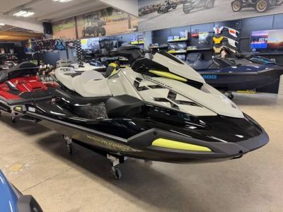 2026 Yamaha WaveRunners VX Cruiser® HO — front three-quarter view