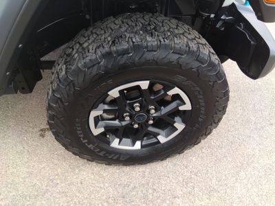 2024 Jeep Wrangler 4xe - Photo 2