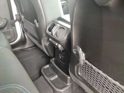 2024 Jeep Wrangler 4xe - Photo 6