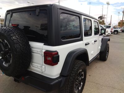 2024 Jeep Wrangler 4xe - Photo 9