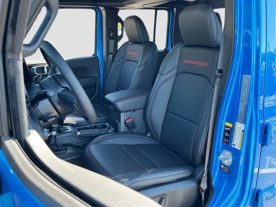 2026 Jeep Gladiator — photo 21 view