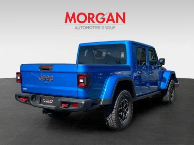 2026 Jeep Gladiator — photo 7 view