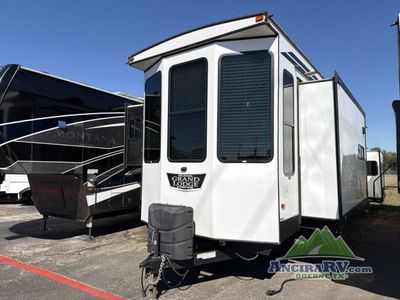 2022 Forest River RV Wildwood - Photo 3