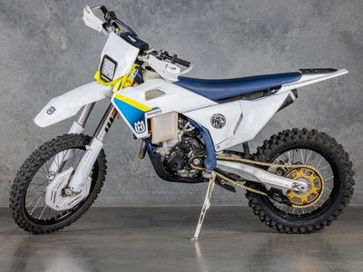 2025 Husqvarna FX 350 - Photo 2