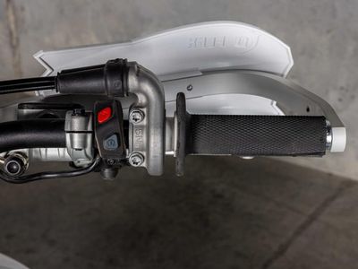 2025 Husqvarna FX 350 - Photo 23