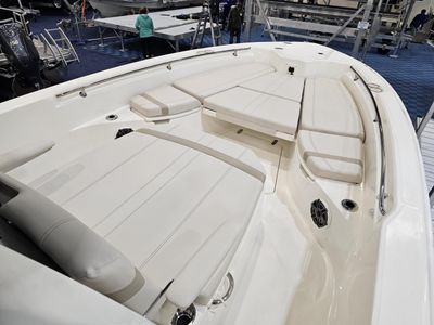 2025 Boston Whaler 280 Dauntless - Photo 13