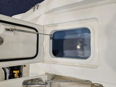 2025 Boston Whaler 280 Dauntless - Photo 8