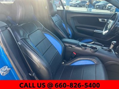 2019 Ford Mustang - Photo 7