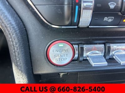 2019 Ford Mustang - Photo 19