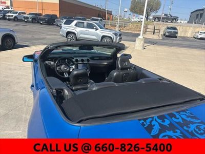 2019 Ford Mustang - Photo 44