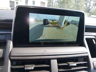 2024 Chevrolet Suburban — photo 17 view