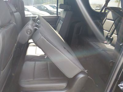 2024 Chevrolet Suburban — photo 18 view