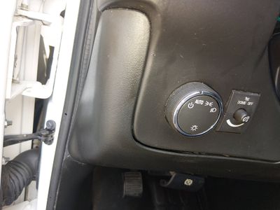 2023 GMC Savana Cargo Van — photo 13 view