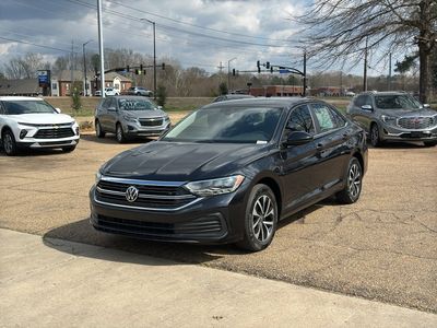 2024 Volkswagen Jetta - Photo 3