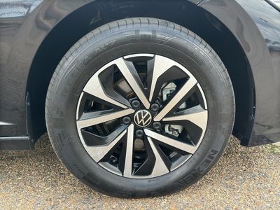 2024 Volkswagen Jetta - Photo 9