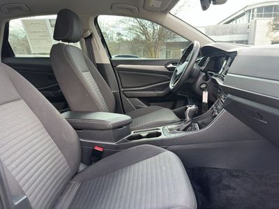 2024 Volkswagen Jetta - Photo 29