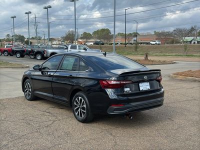 2024 Volkswagen Jetta - Photo 5