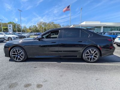 2024 BMW 7 Series - Photo 2
