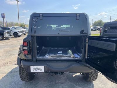2026 Ford Bronco — photo 10 view