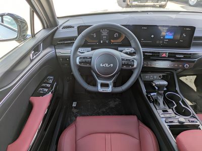 2026 Kia K5 - Photo 13