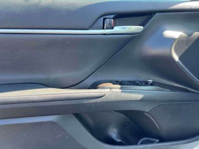 2021 Toyota Camry - Photo 18