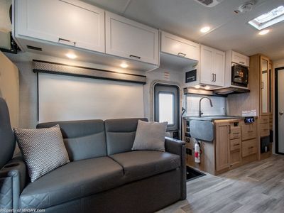 2027 Thor Motor Coach Outlaw Toy Hauler - Photo 10