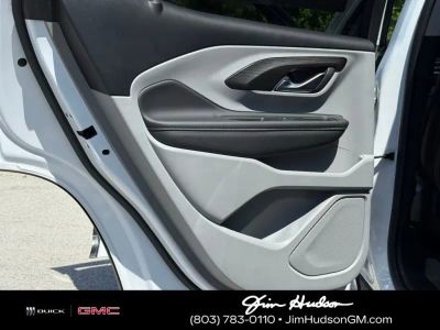 2022 GMC Terrain - Photo 25