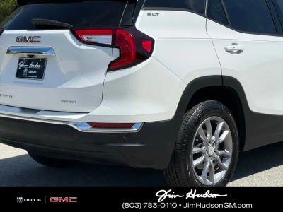 2022 GMC Terrain - Photo 16