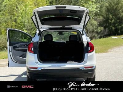 2022 GMC Terrain - Photo 17