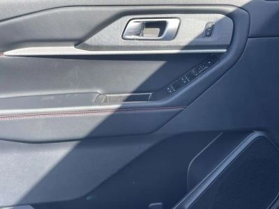 2026 Ford Explorer — photo 10 view
