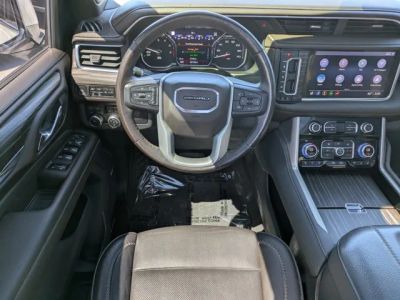 2021 GMC Yukon — photo 14 view