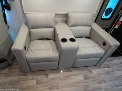 2026 Thor Motor Coach Palazzo GT - Photo 9