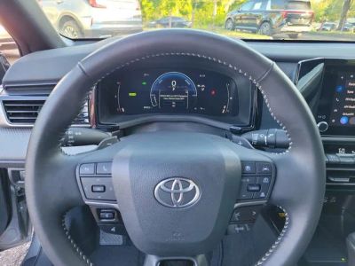2025 Toyota Camry — photo 18 view