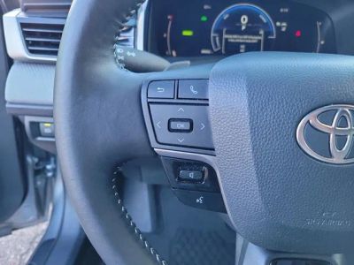 2025 Toyota Camry — photo 16 view
