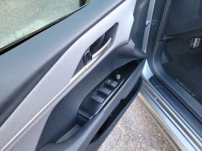 2025 Toyota Camry — photo 11 view