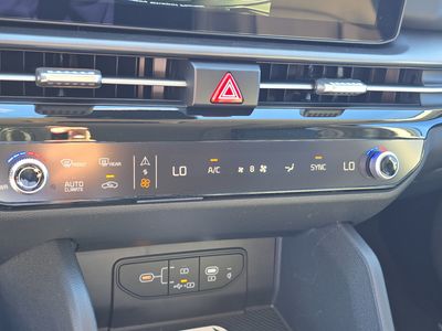 2026 Kia Sportage — photo 27 view