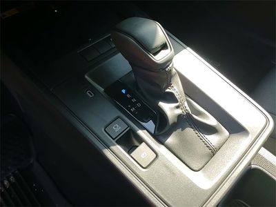 2026 Toyota Corolla Cross - Photo 18