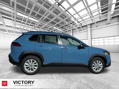 2026 Toyota Corolla Cross - Photo 2