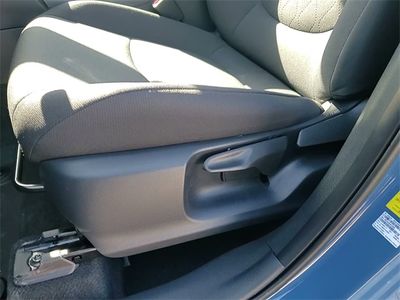 2026 Toyota Corolla Cross - Photo 12