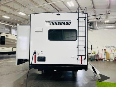 2026 Winnebago Thrive - Photo 7