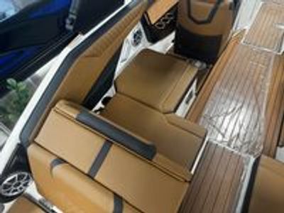 2026 Yamaha 222 SE - Photo 10