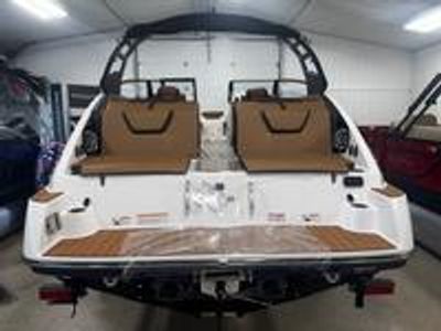 2026 Yamaha 222 SE - Photo 4