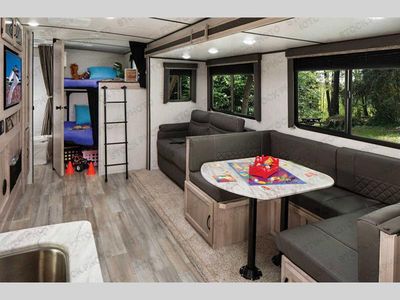 2021 Coachmen Spirit Ultra Lite - Photo 3