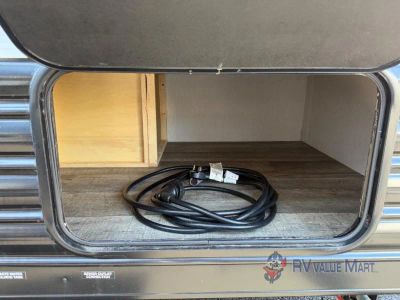 2023 Forest River RV Cherokee Grey Wolf - Photo 7