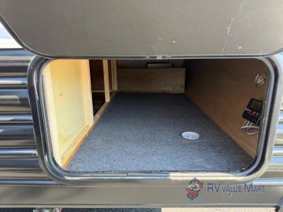 2023 Forest River RV Cherokee Grey Wolf - Photo 8